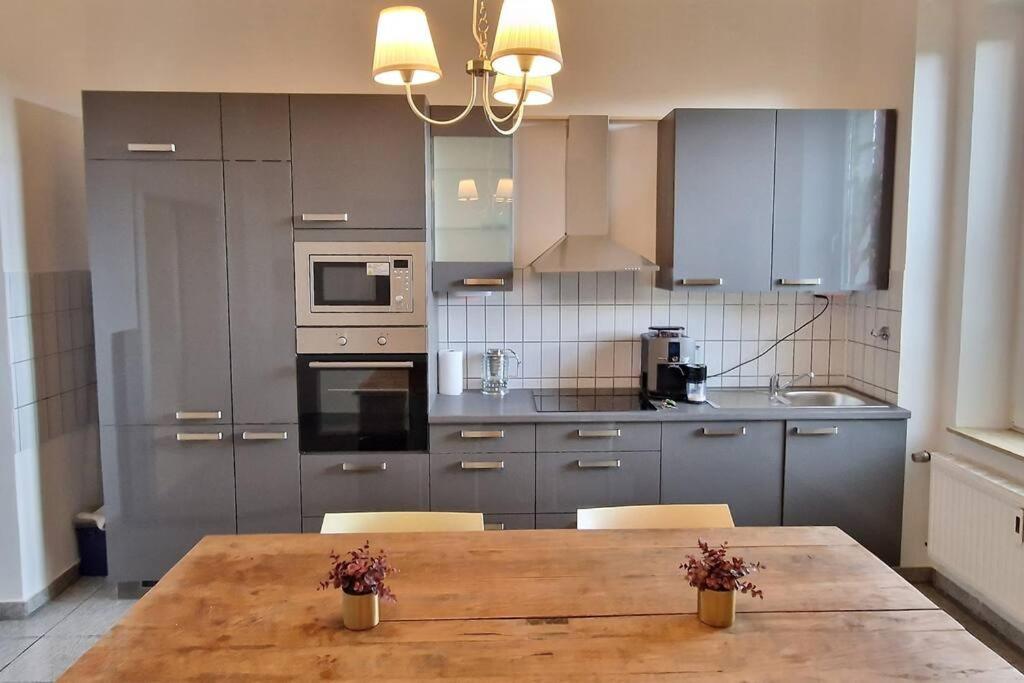 קרפלד Luna City-Apartment 80Qm 2 Zimmer 2 Baeder 20Km Messe Airport מראה חיצוני תמונה